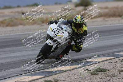 media/Sep-21-2025-Race Pace (Sun) [[98bf33ef95]]/Non Verified/3-Turn 15 Inside (9am)/